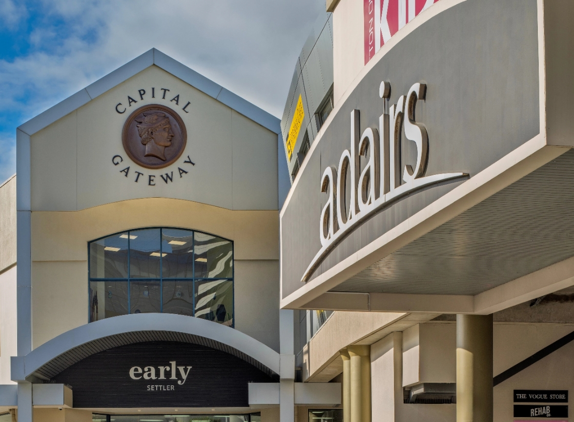 Capital Gateway Retail Centre